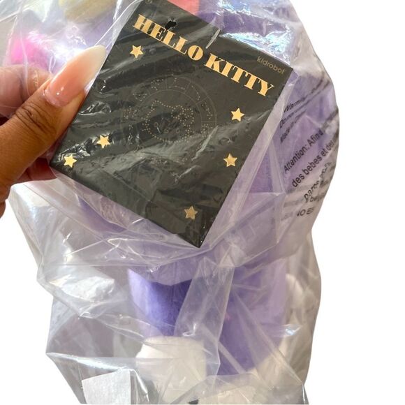 NIB Hello Kitty Kidrobot Aries Zodiac Plush - Picture 3 of 6